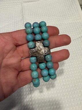 SILPADA Howlite Turquoise Silver Devotion Cross Stretch Reversible Bracelet.